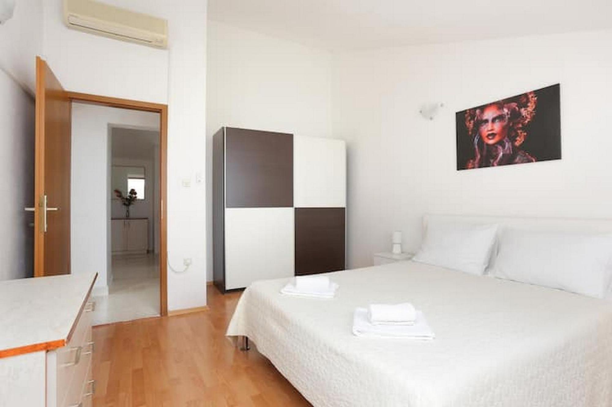 Holiday Home Mons Aureus Gornje Sitno Экстерьер фото