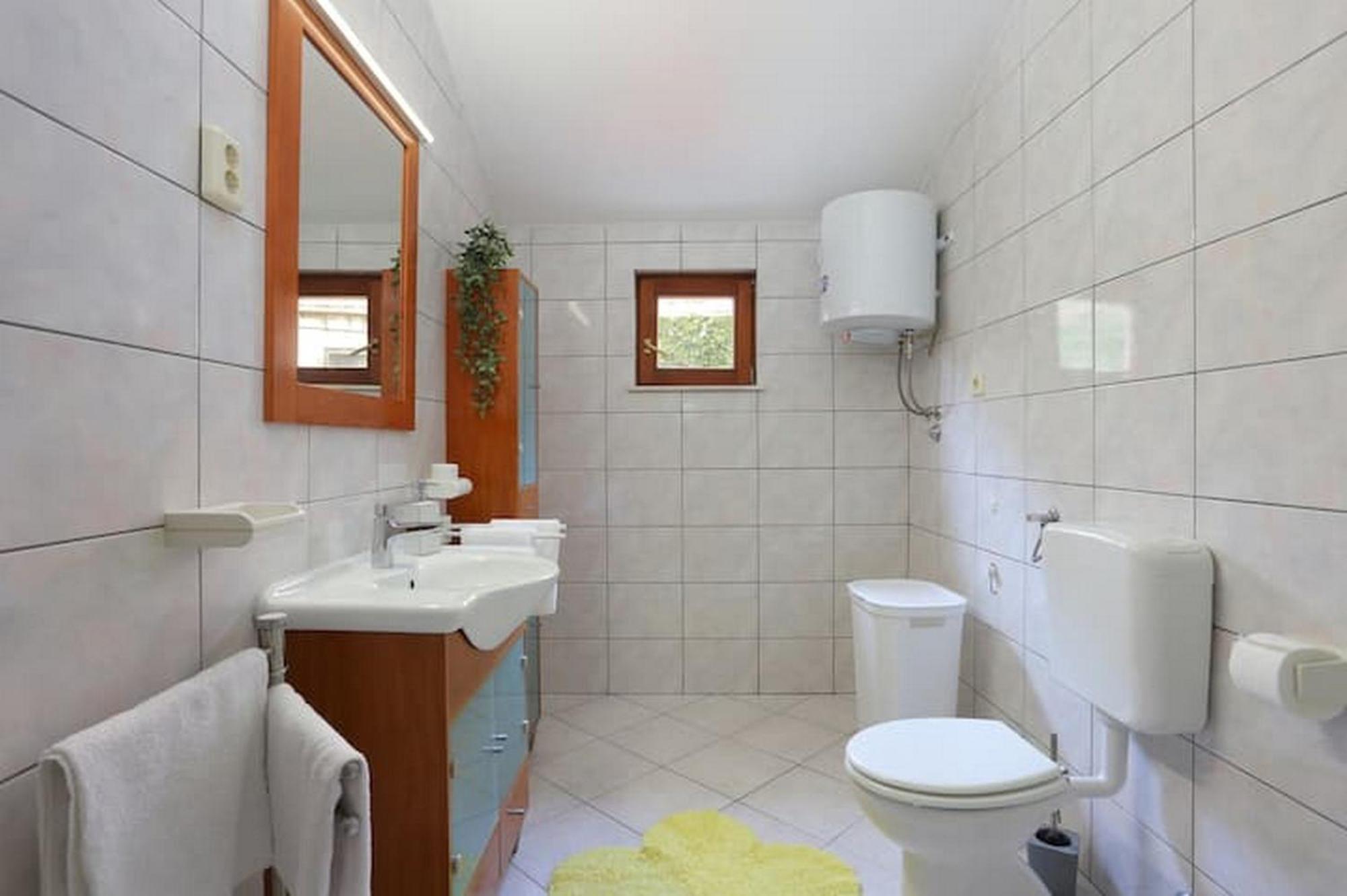 Holiday Home Mons Aureus Gornje Sitno Экстерьер фото