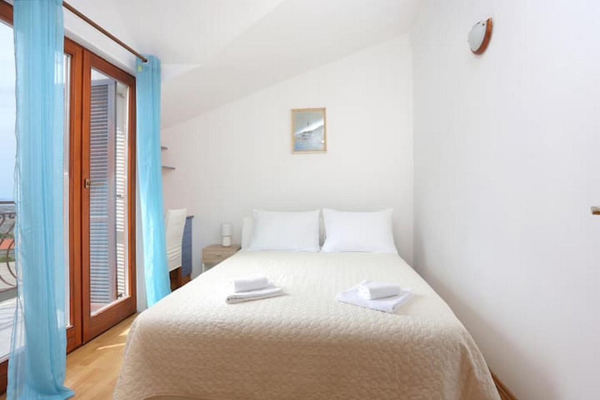 Holiday Home Mons Aureus Gornje Sitno Экстерьер фото